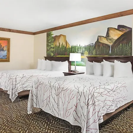 Best Western Plus Yosemite Gateway Inn Oakhurst Exterior photo