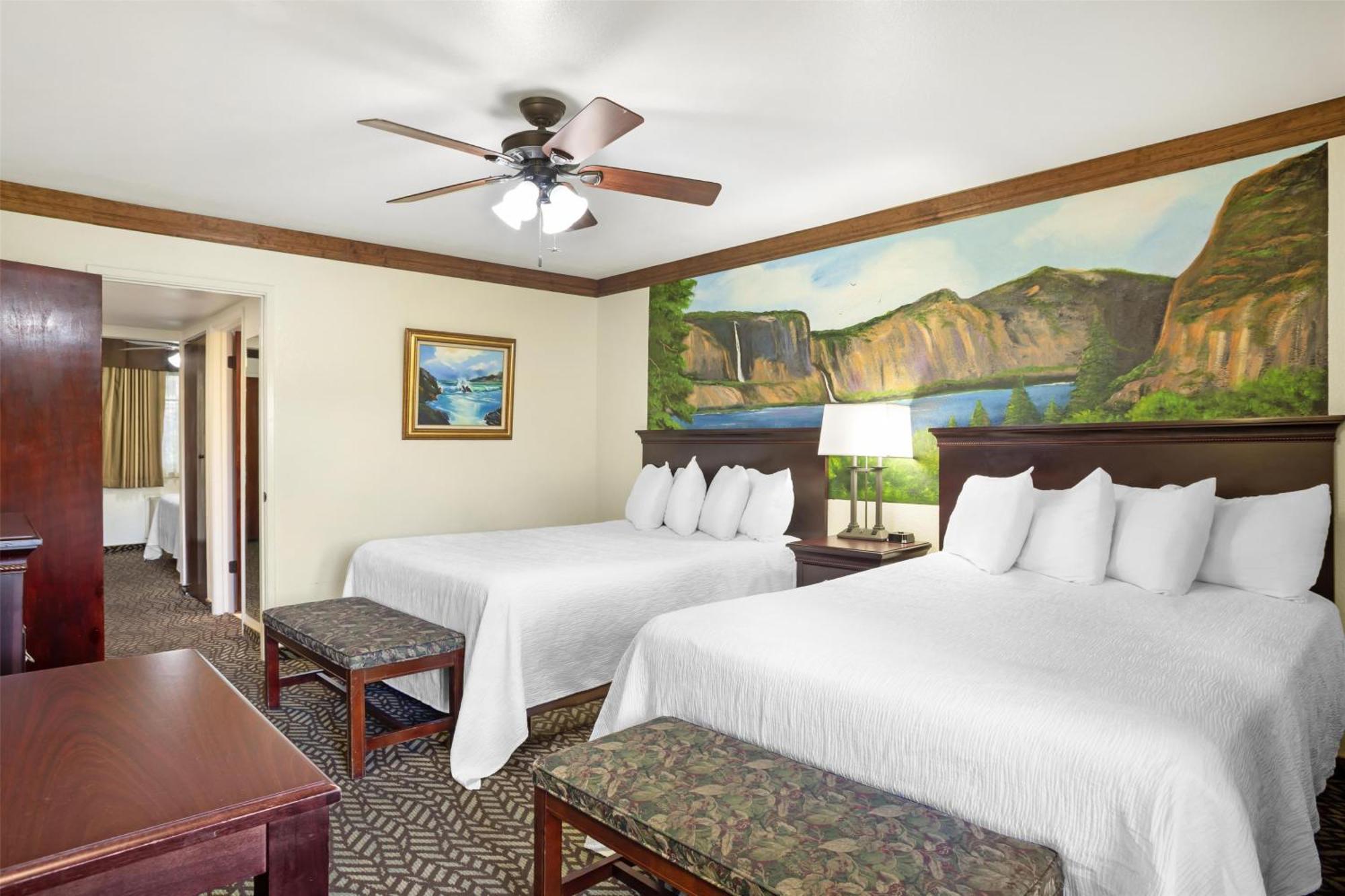 Western Yosemite Gateway Hotel 3*