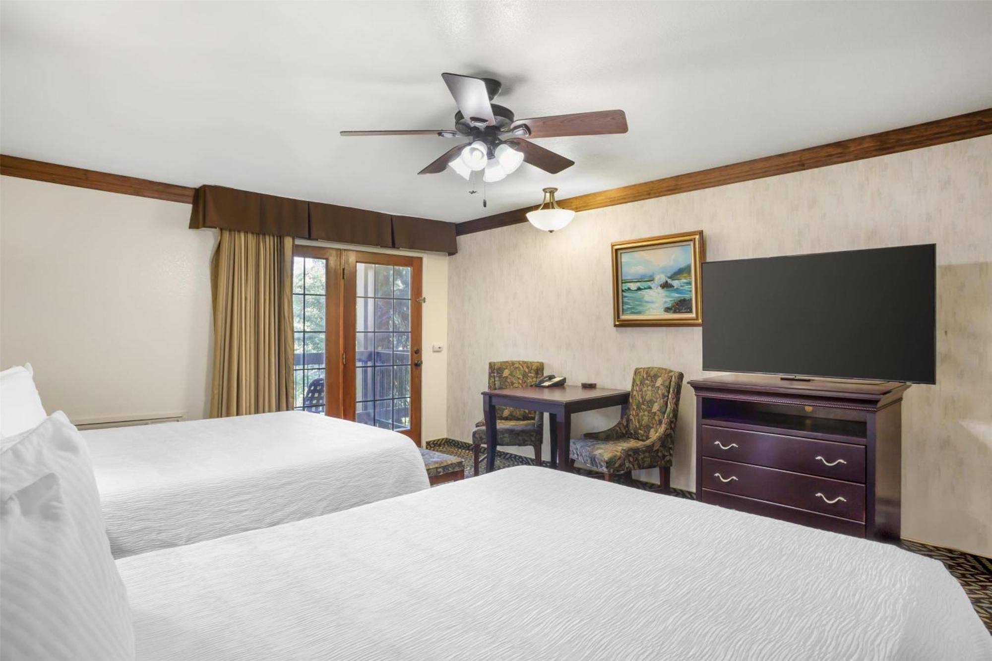 Hotel Western Yosemite Gateway 3*