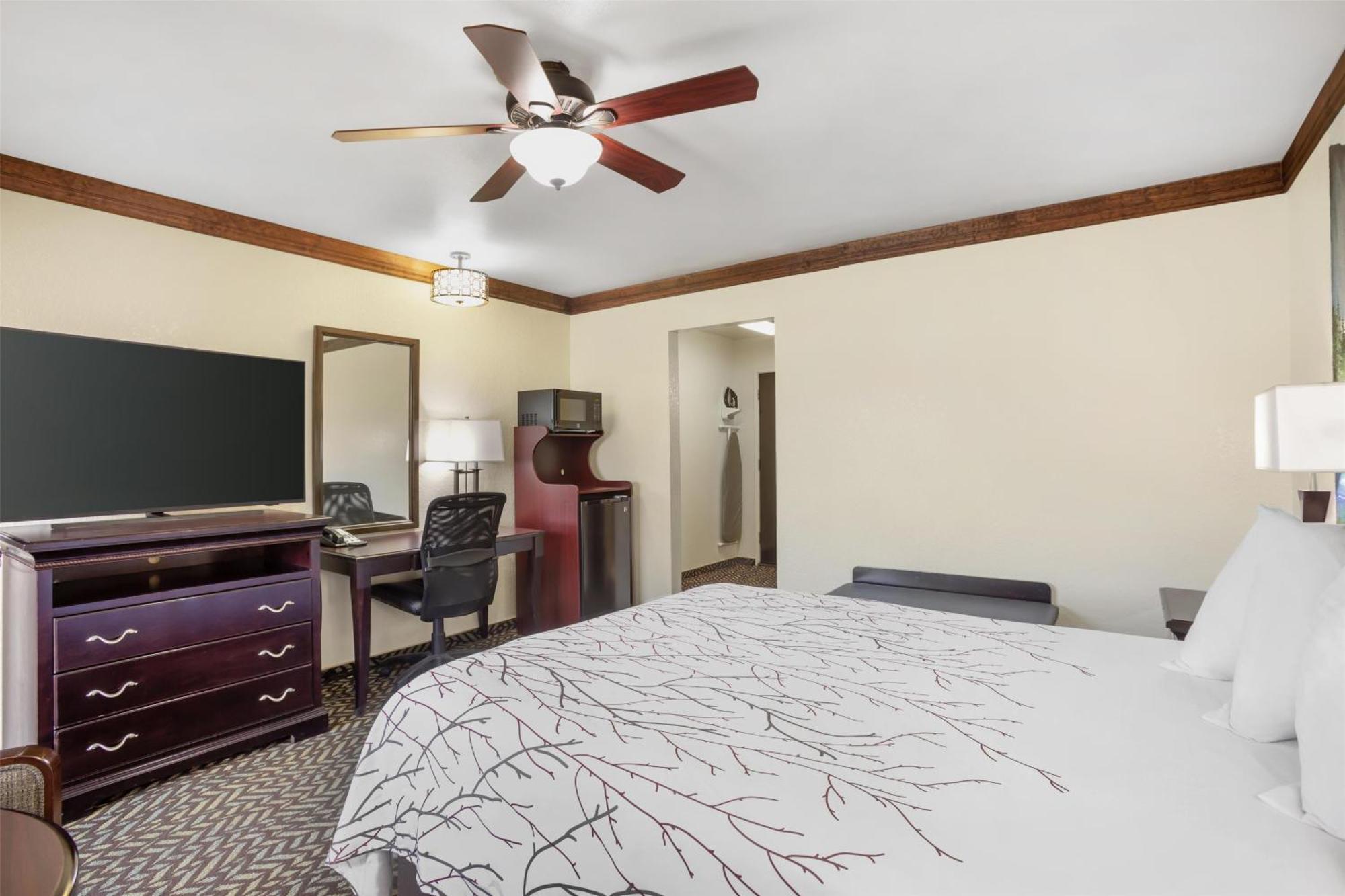 Hotel Western Yosemite Gateway 3*