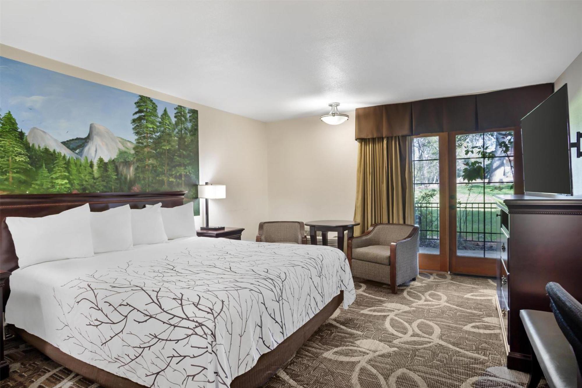 Western Yosemite Gateway Hotel